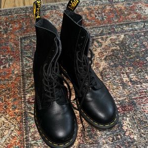 Dr Marten Pascal Women’s 9